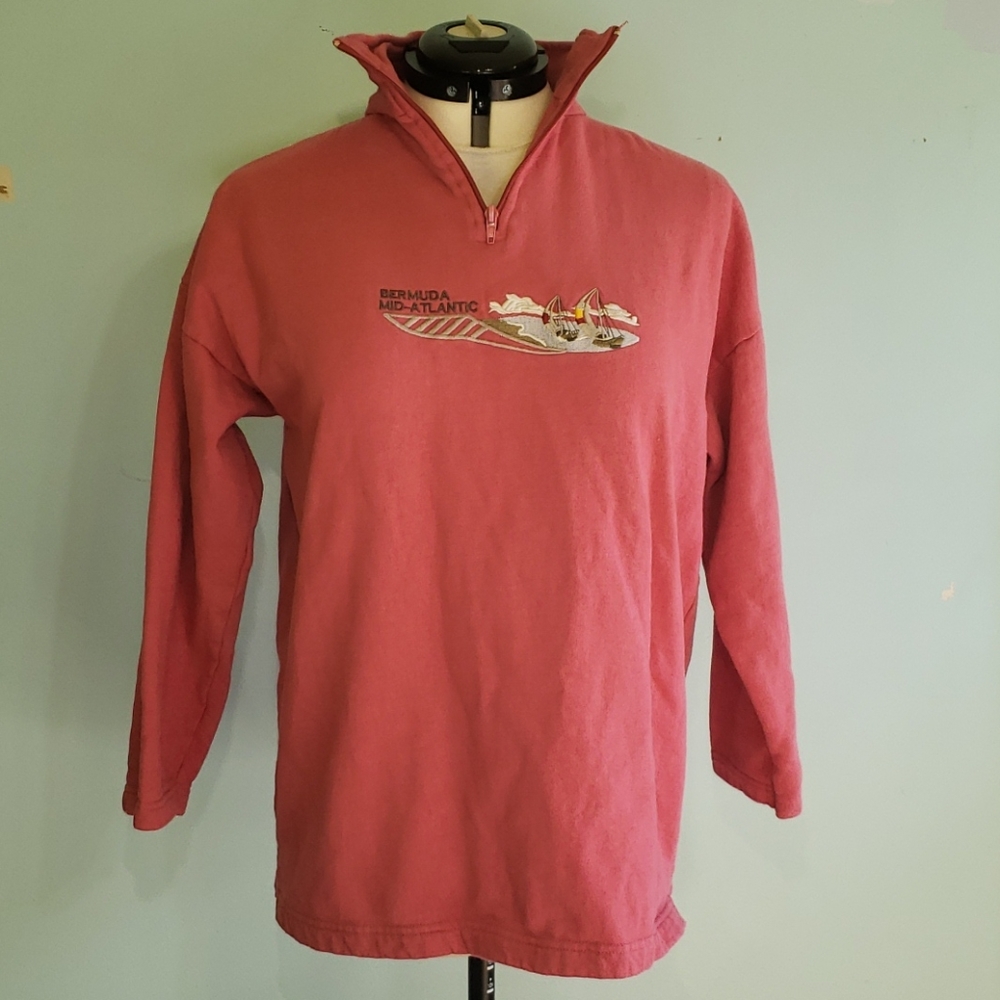 Pull over sweatshirt